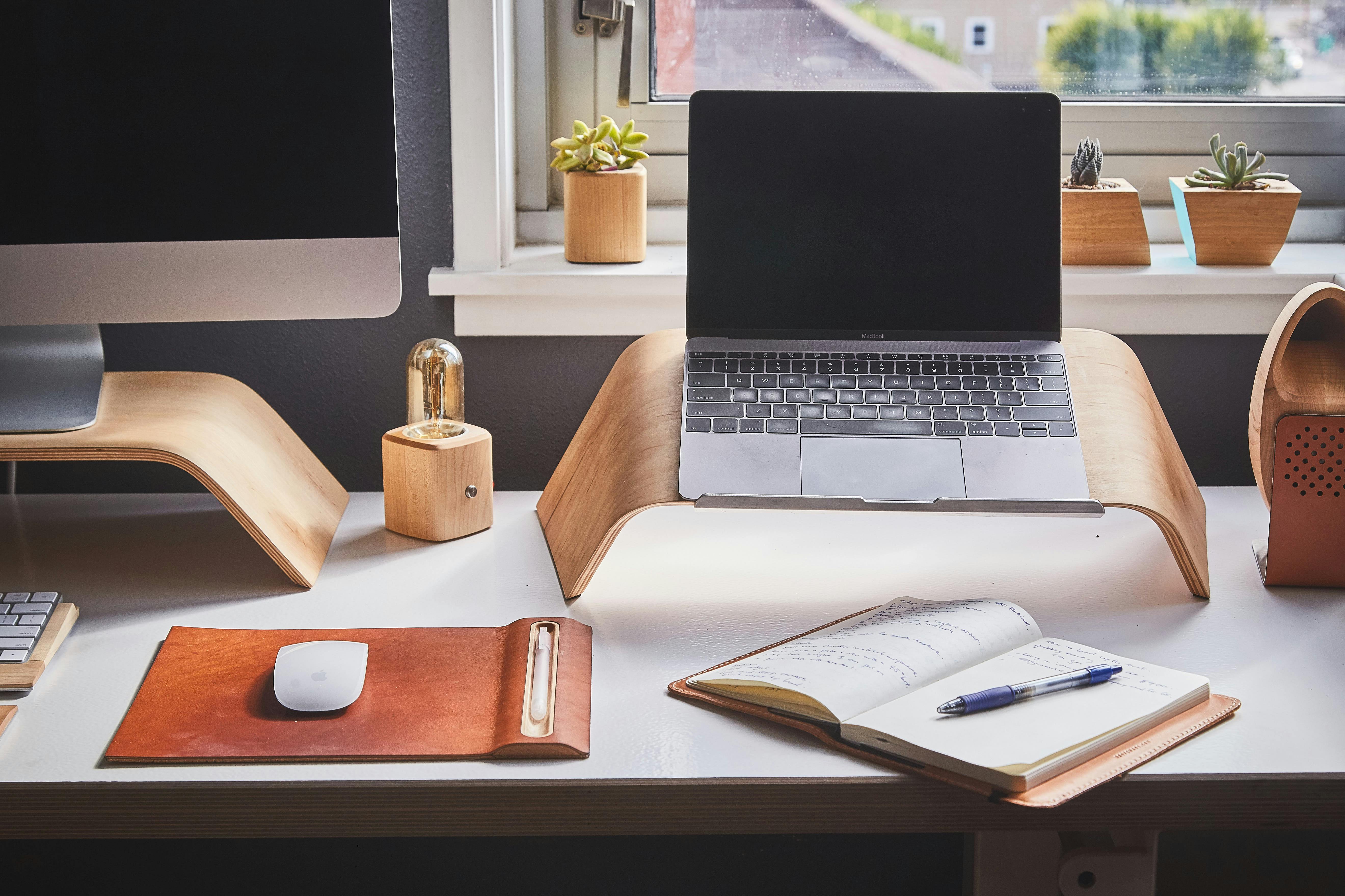 Modern workspace
